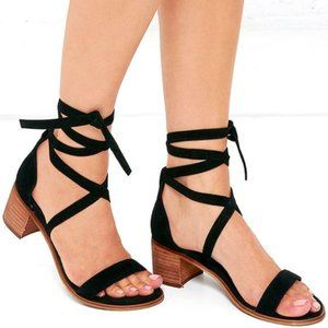 Steve Madden Rizzaa Strap Sandal
